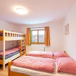 Дом отдыха In Bramberg With Sauna & Access Dorf (Salzburg)