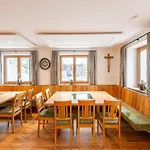 In Bramberg With Sauna & Access *