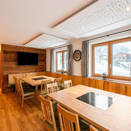 In Bramberg With Sauna & Access Dom wakacyjny Dorf (Salzburg)