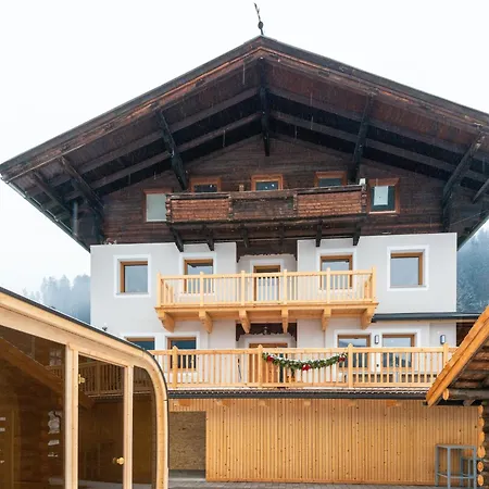 Bauenhaus With Swimming Pond And Hot Tub *