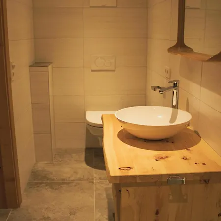 In Bramberg With Sauna & Access *