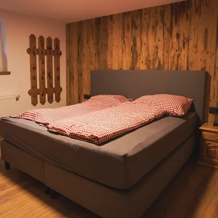 In Bramberg With Sauna & Access בית נופש