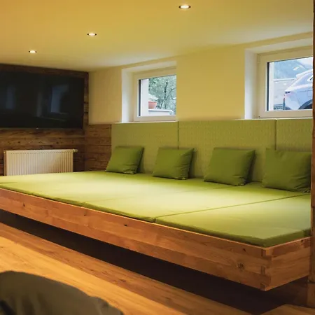 Dom wakacyjny In Bramberg With Sauna & Access