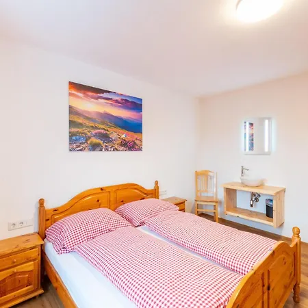 Dom wakacyjny In Bramberg With Sauna & Access