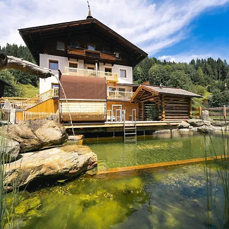 In Bramberg With Sauna & Access *